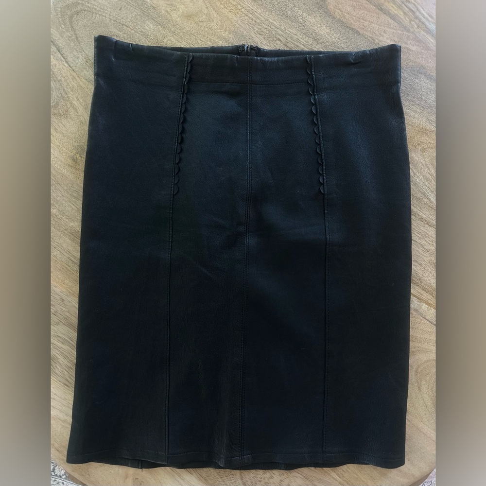 Marc by Marc Jacobs Leather Pencil Skirt / Size 4